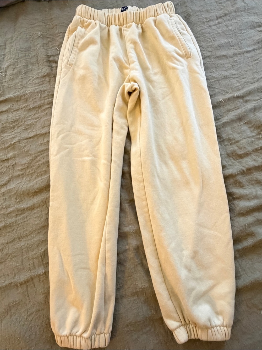 GAP Women’s Pastel Yellow Loungewear Comfy Tapered Sweatpants Size M Pockets